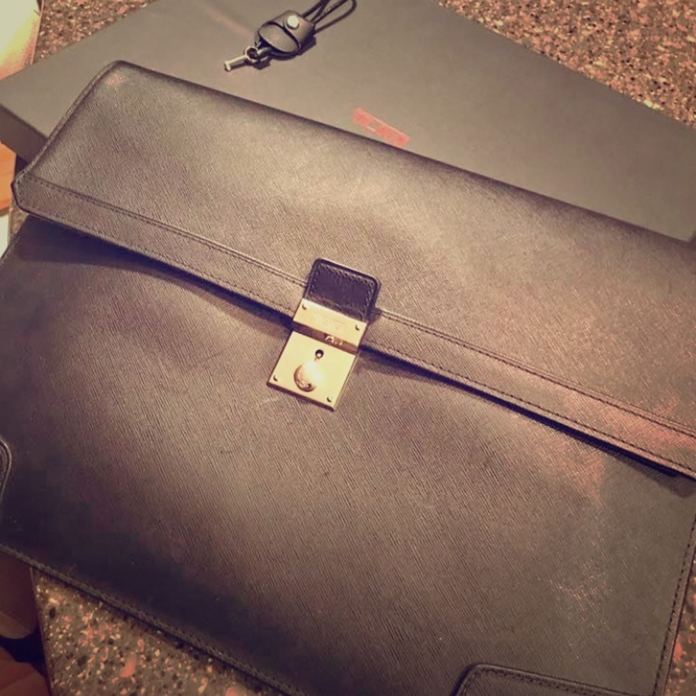 Tumi Drexel Envelope Brief Case